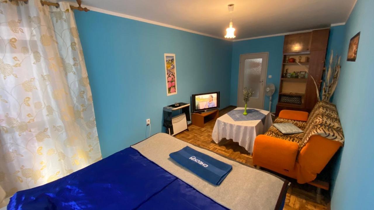 Аria B&B Burgas Bagian luar foto