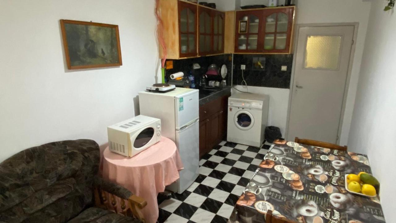 Аria B&B Burgas Bagian luar foto